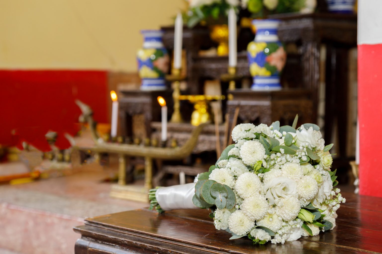 bridal bouquet thai temple