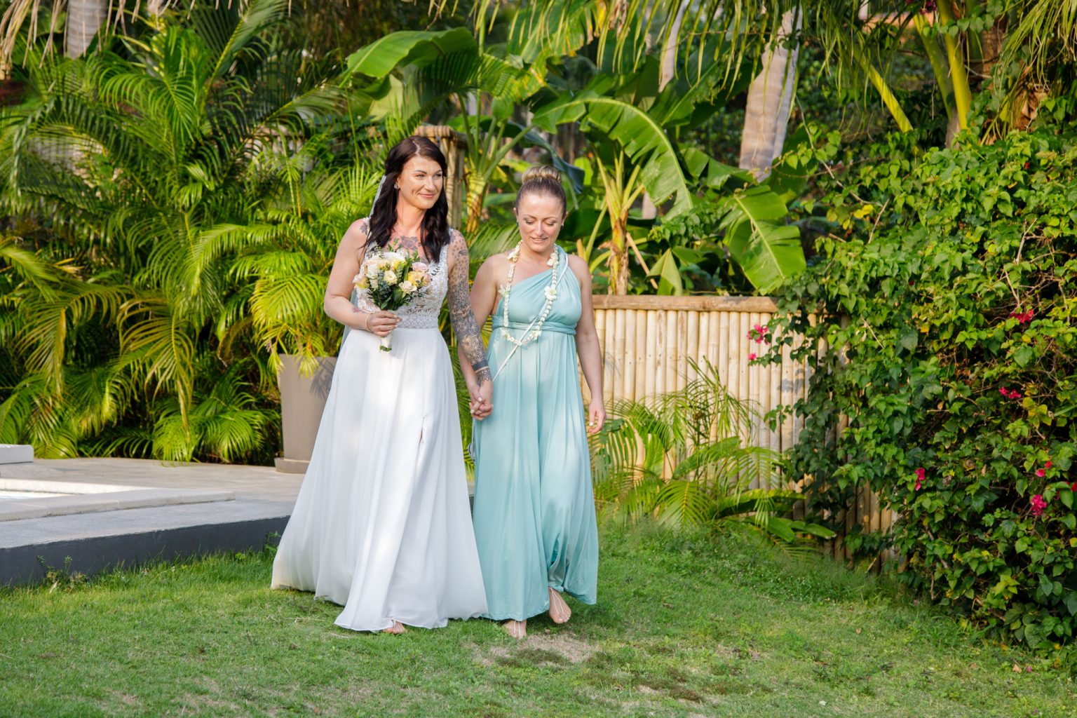 bride and maid of honour