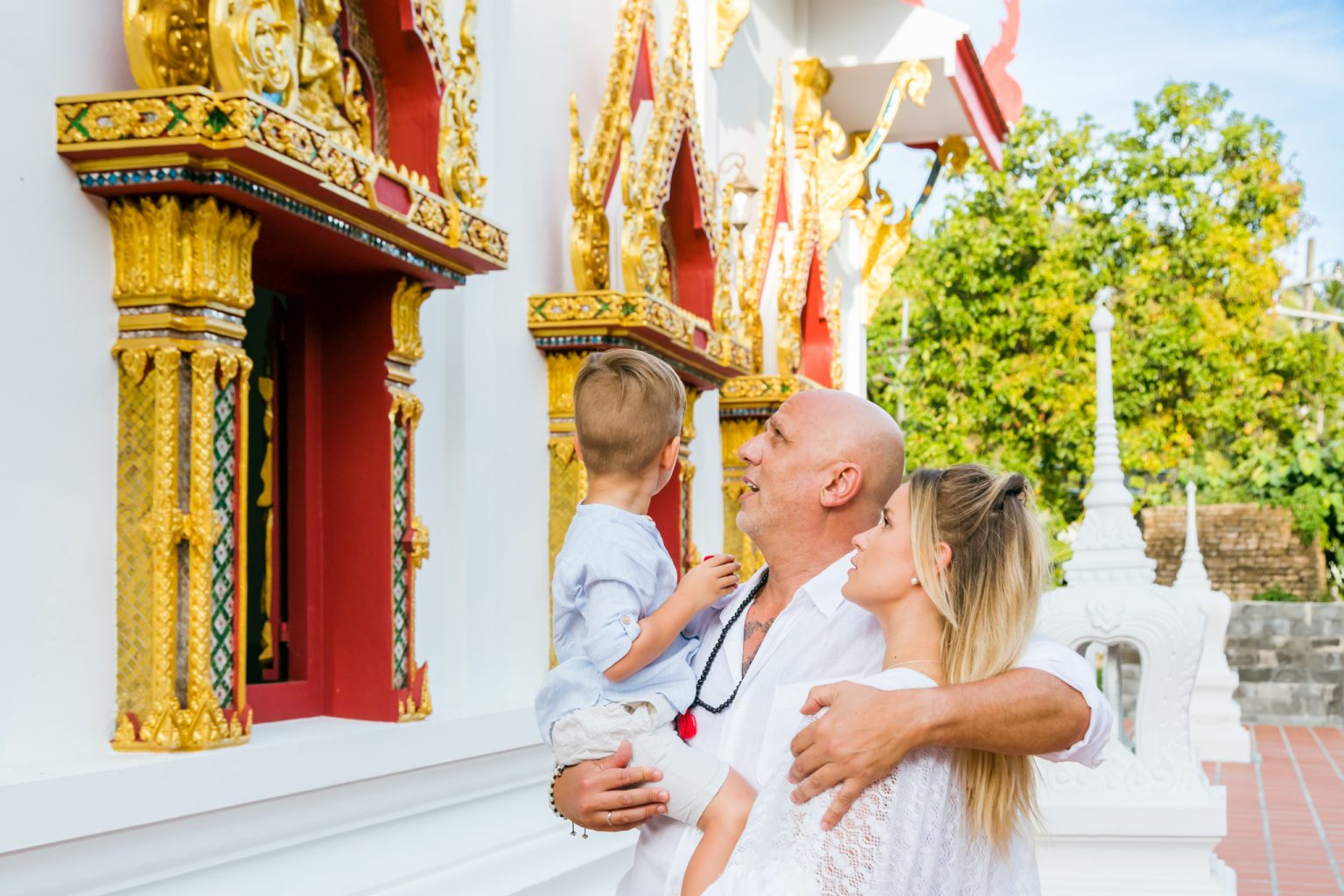 traditional Thai temple wedding
