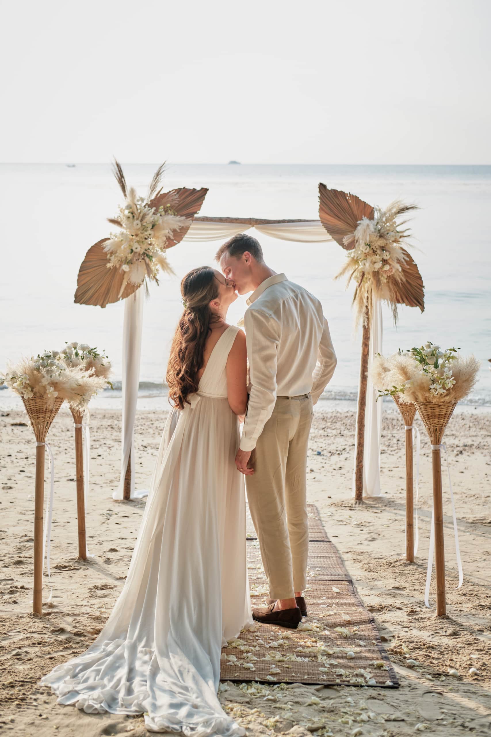 beach wedding couple