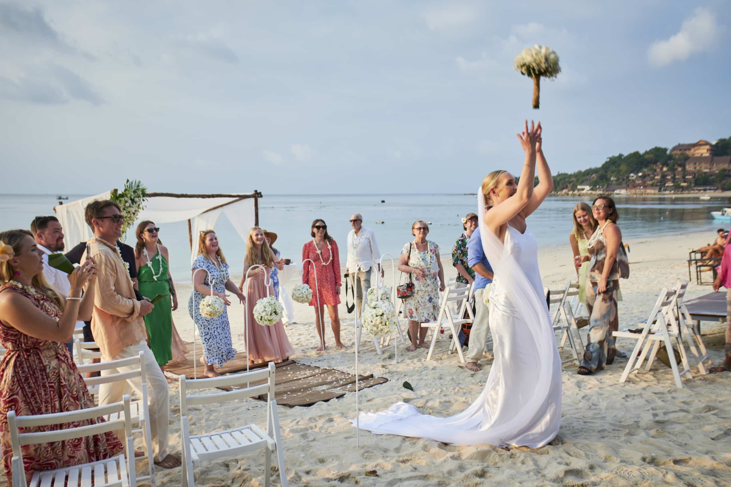 beach wedding celebration flower bouquet
