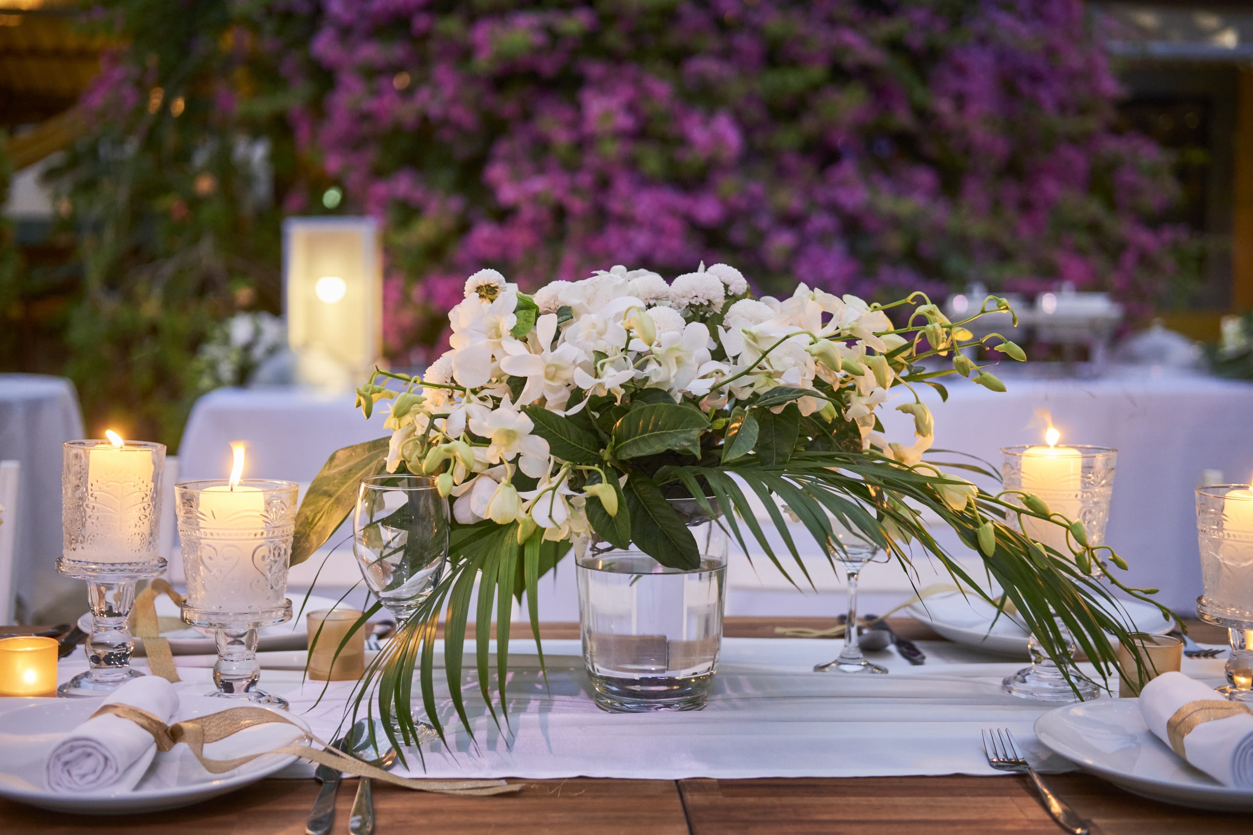 beach wedding dinner decoration