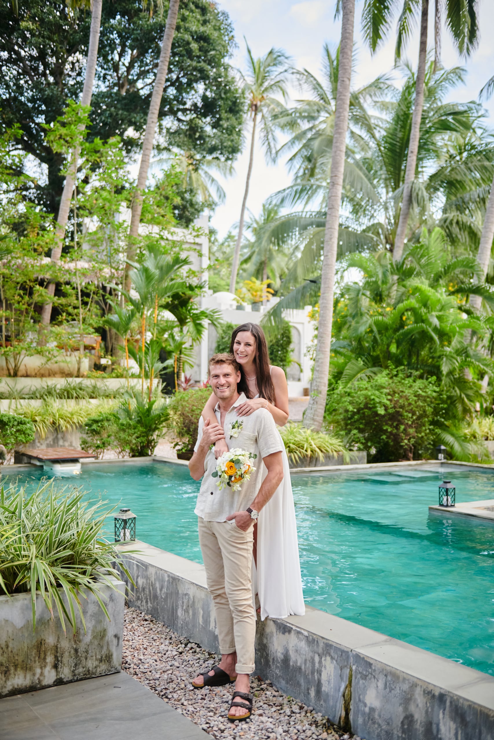tropical wedding couple shooting