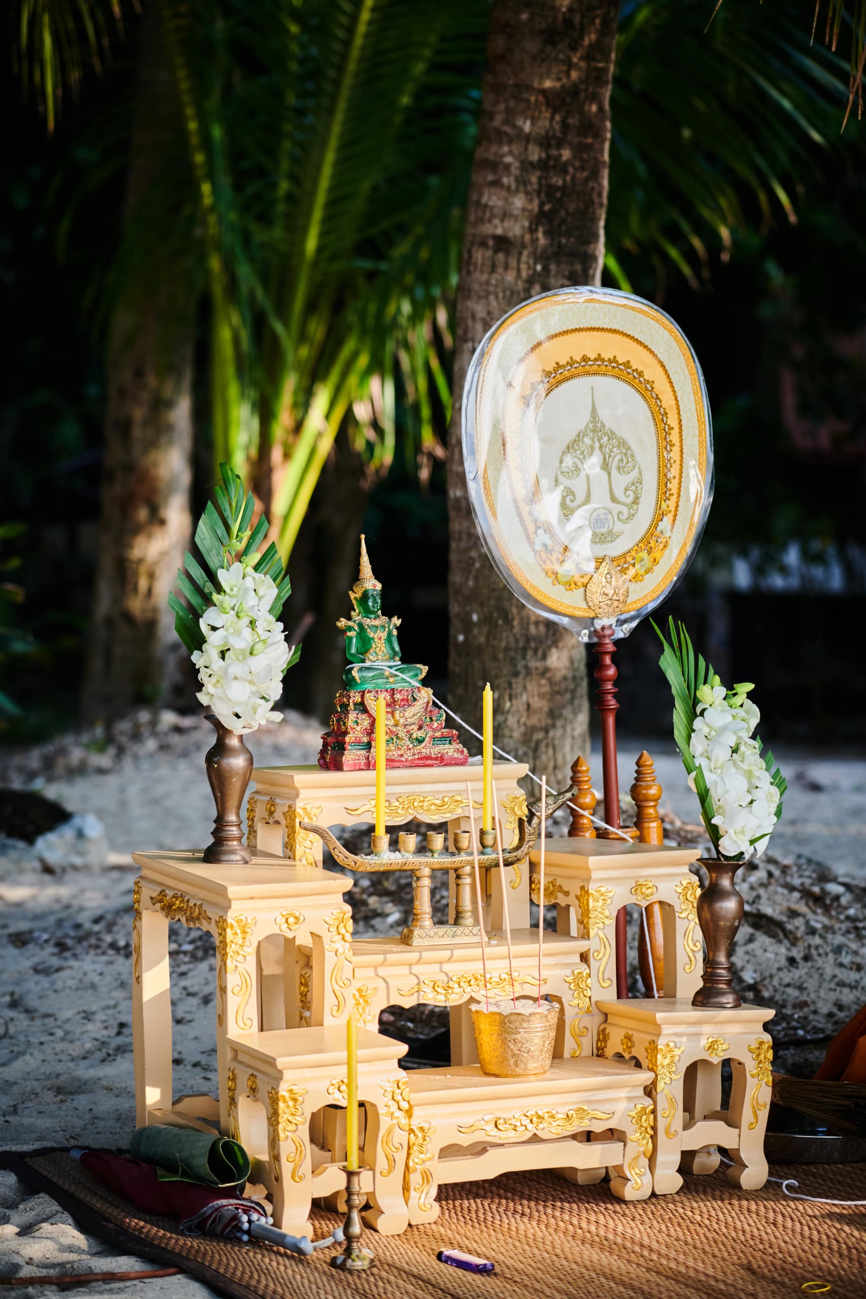 beach wedding monk blessing decoration