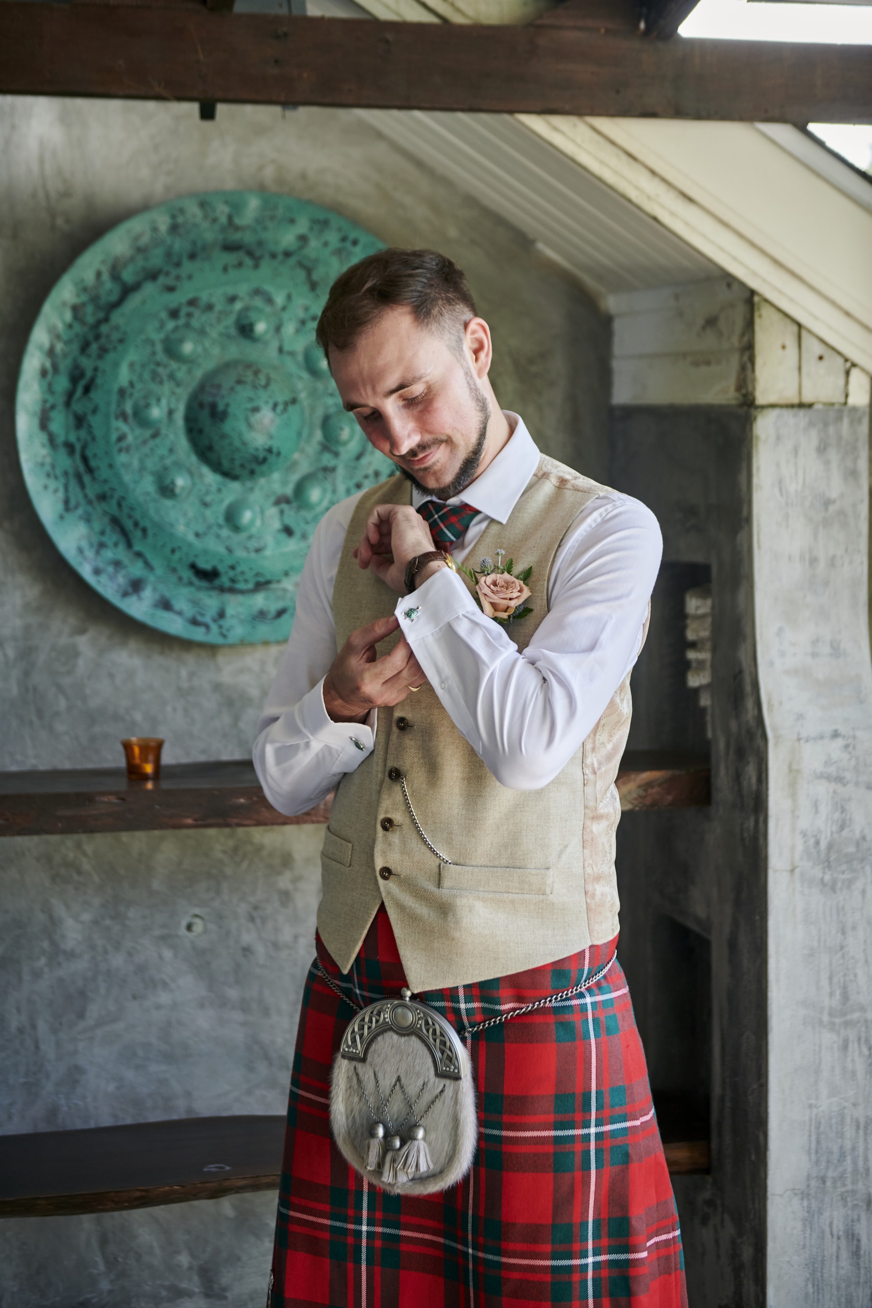 wedding getting ready groom