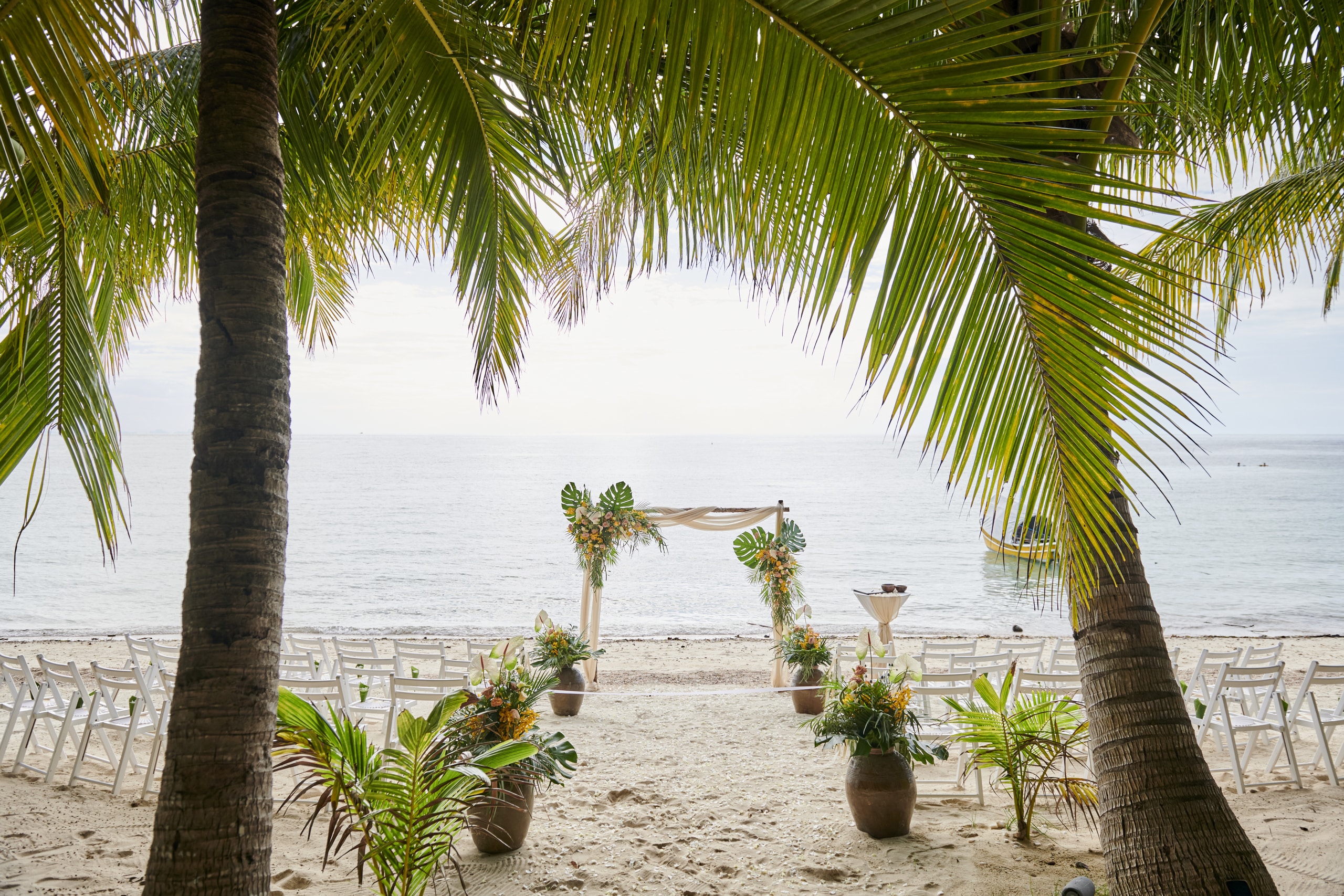 beach wedding decoration