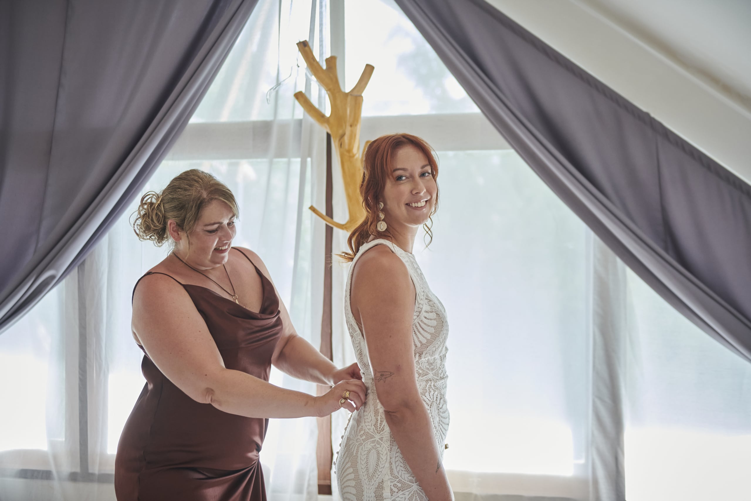 wedding getting ready