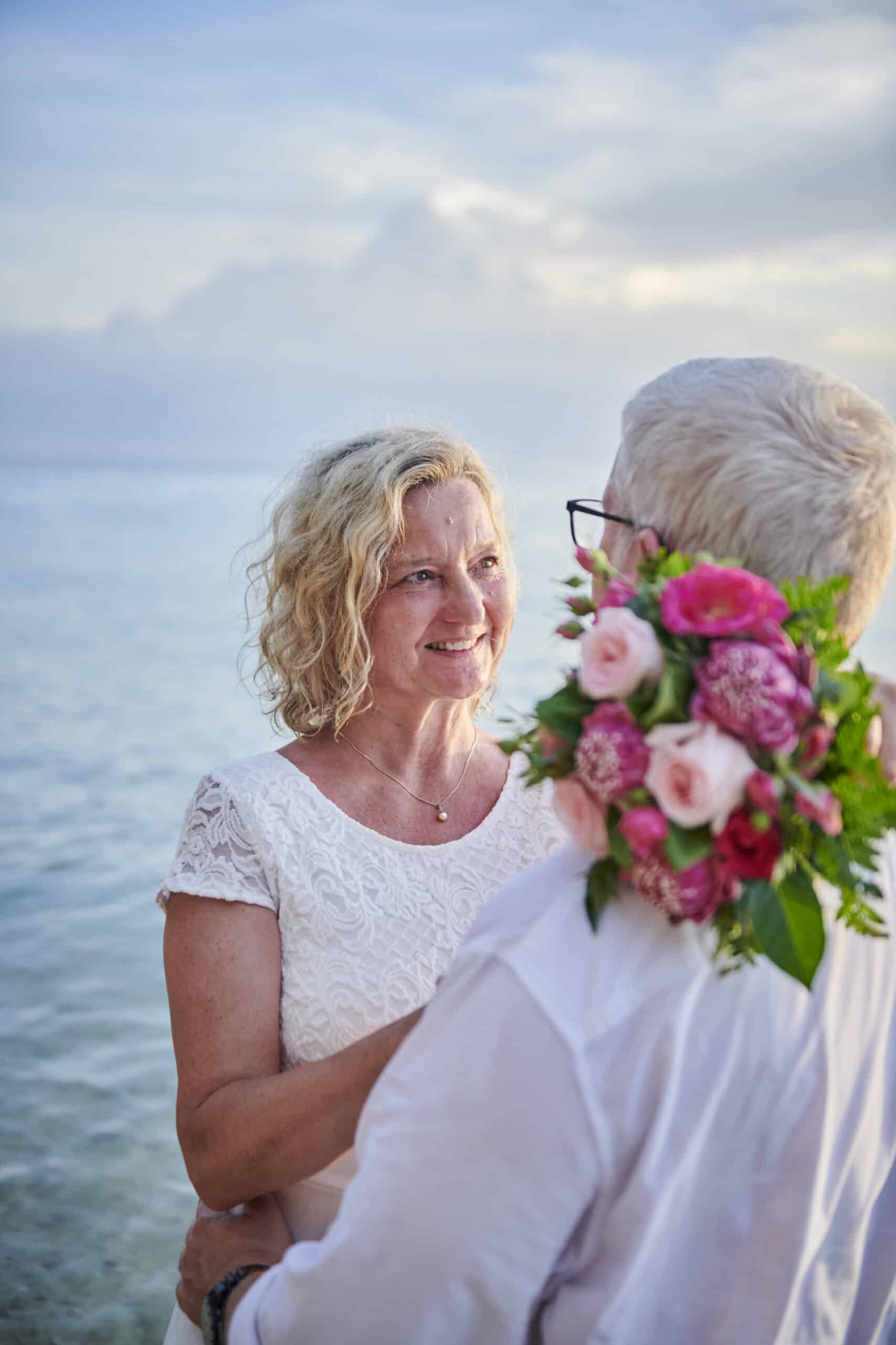 couple beach wedding