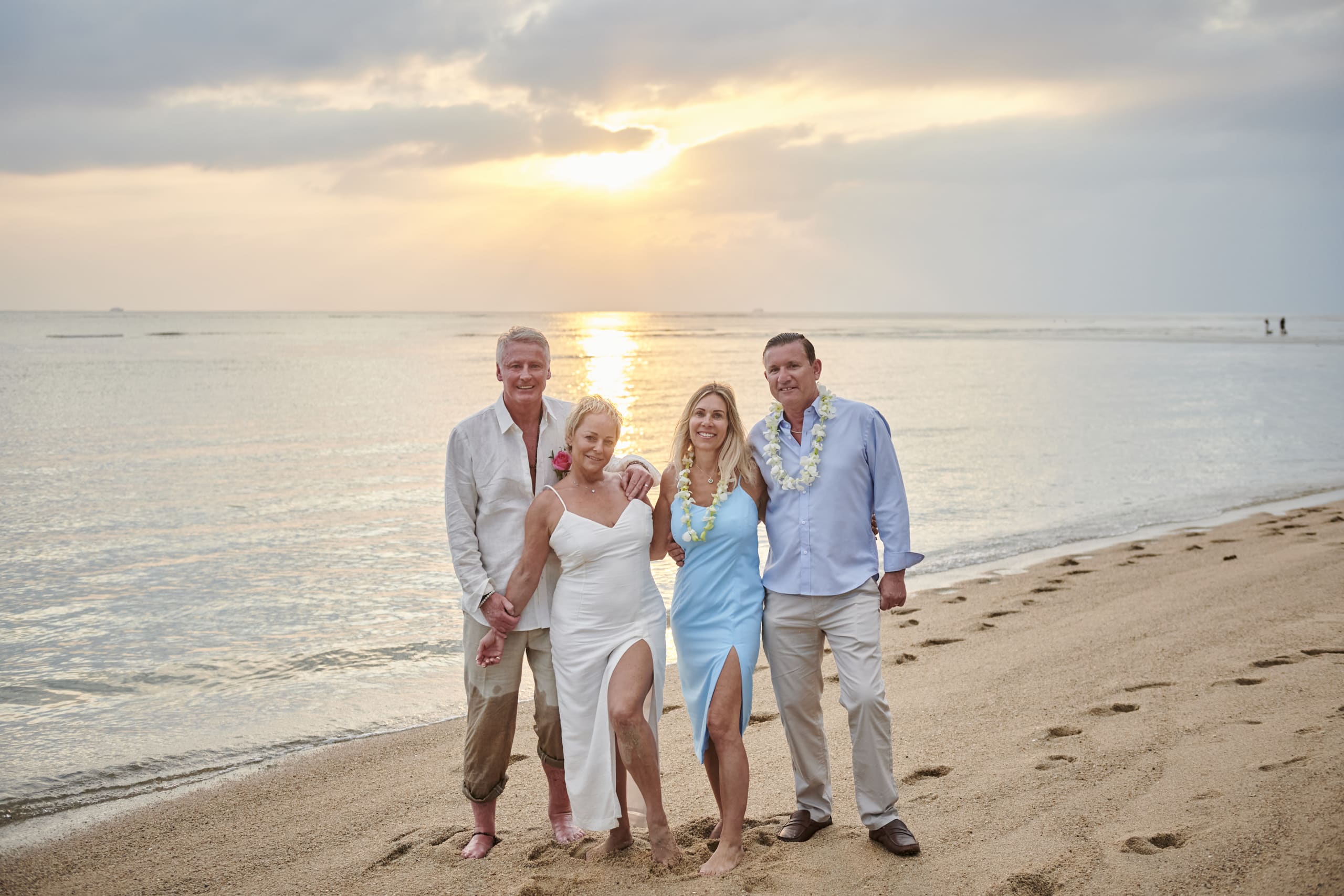 beach wedding group picture