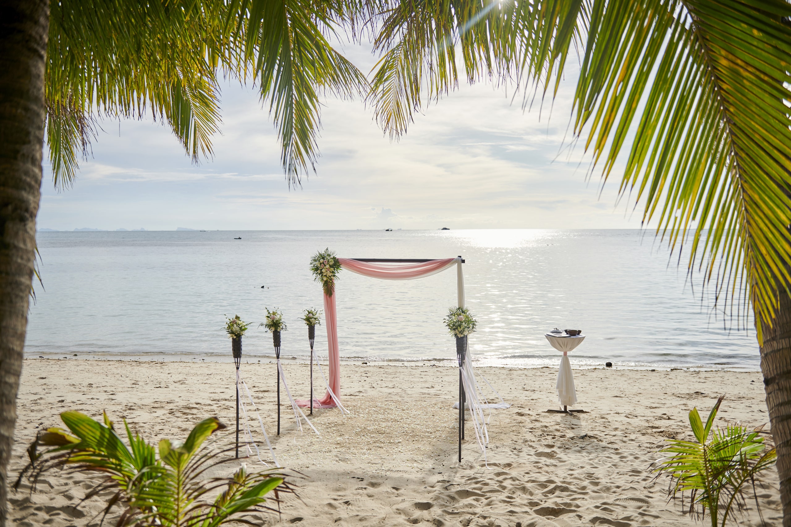 beach wedding decoration