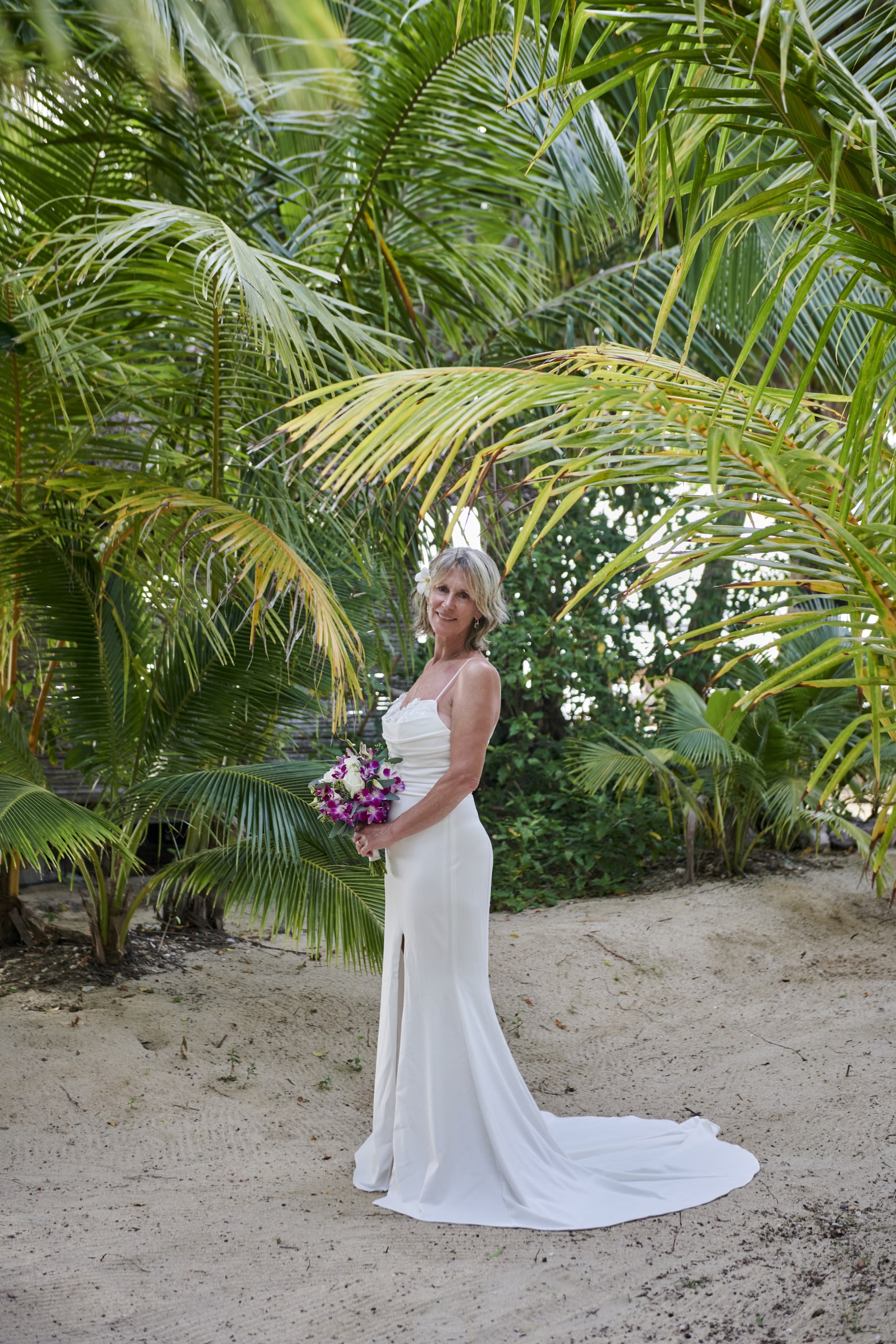 bride beach wedding