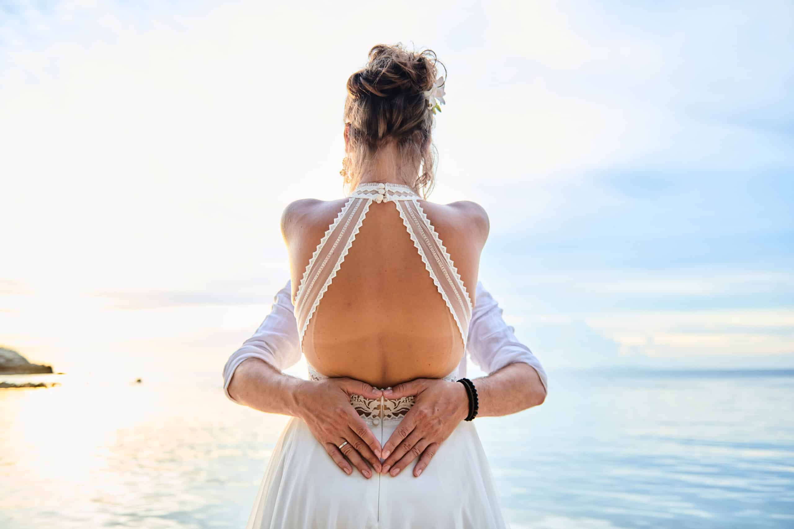 beach wedding couple Thailand