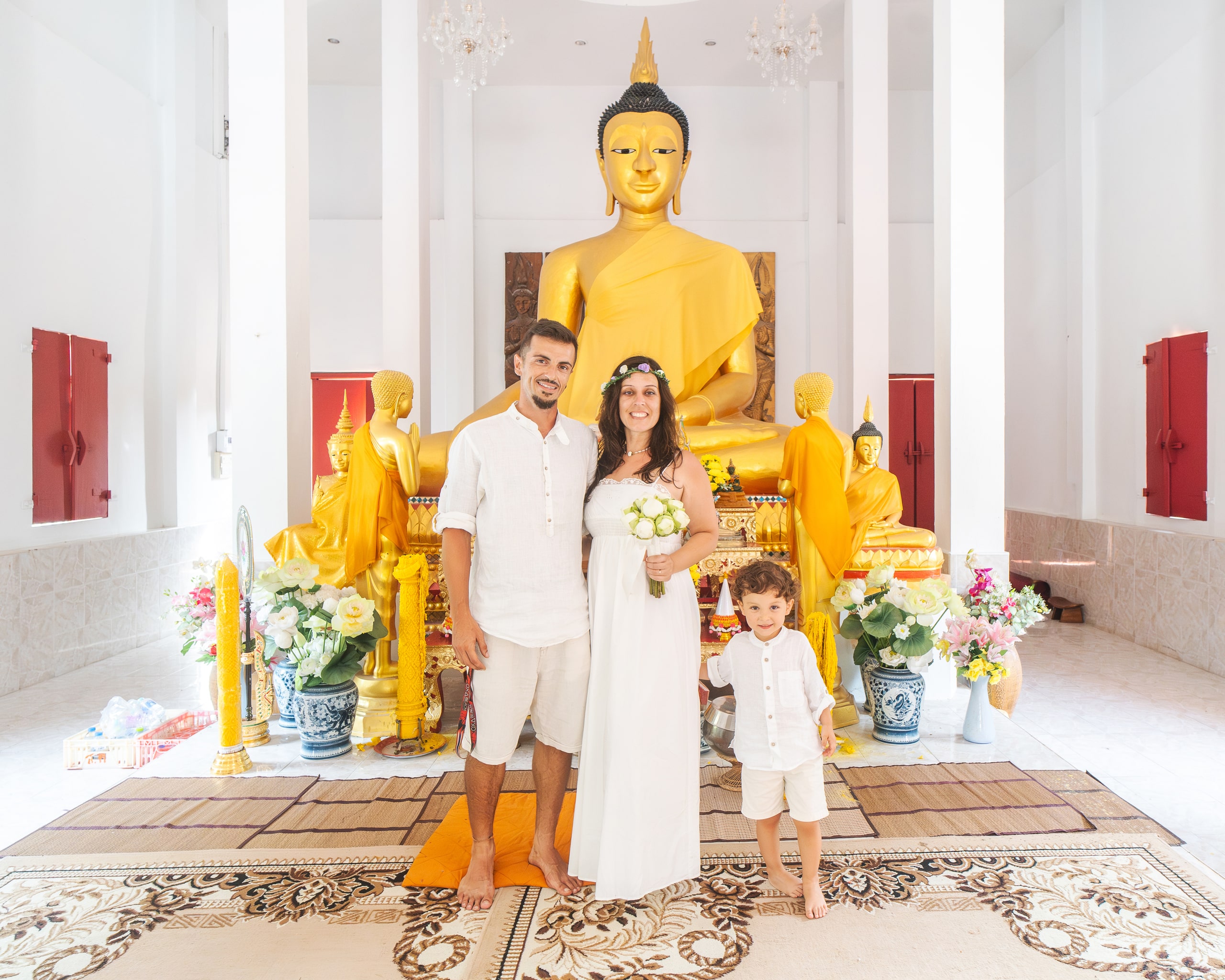 wedding couple temple