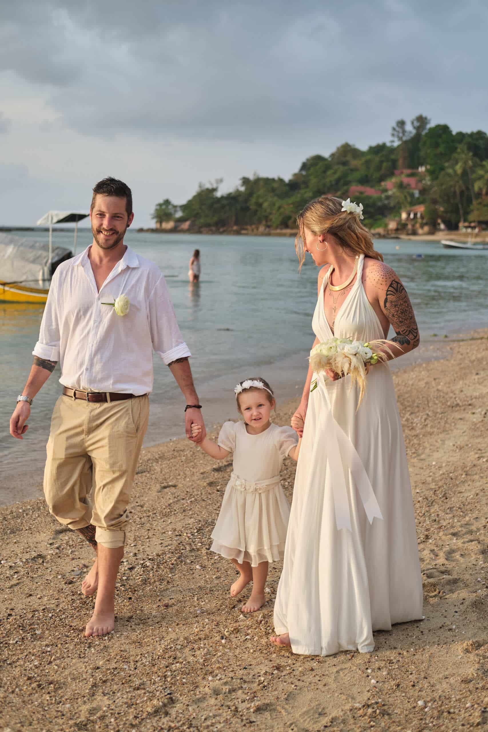 beach wedding family shooting