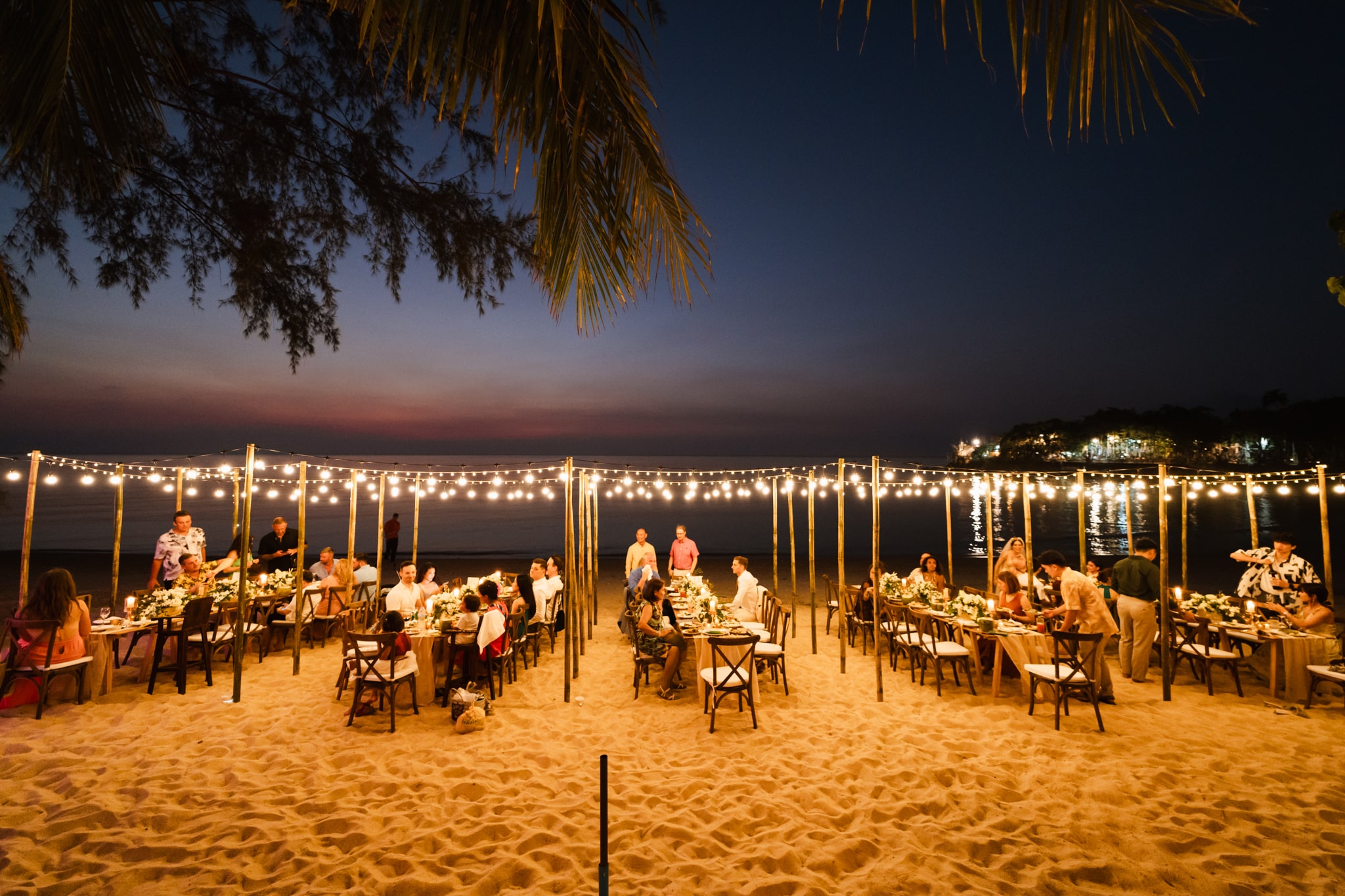 wedding dinner table decoration sunset