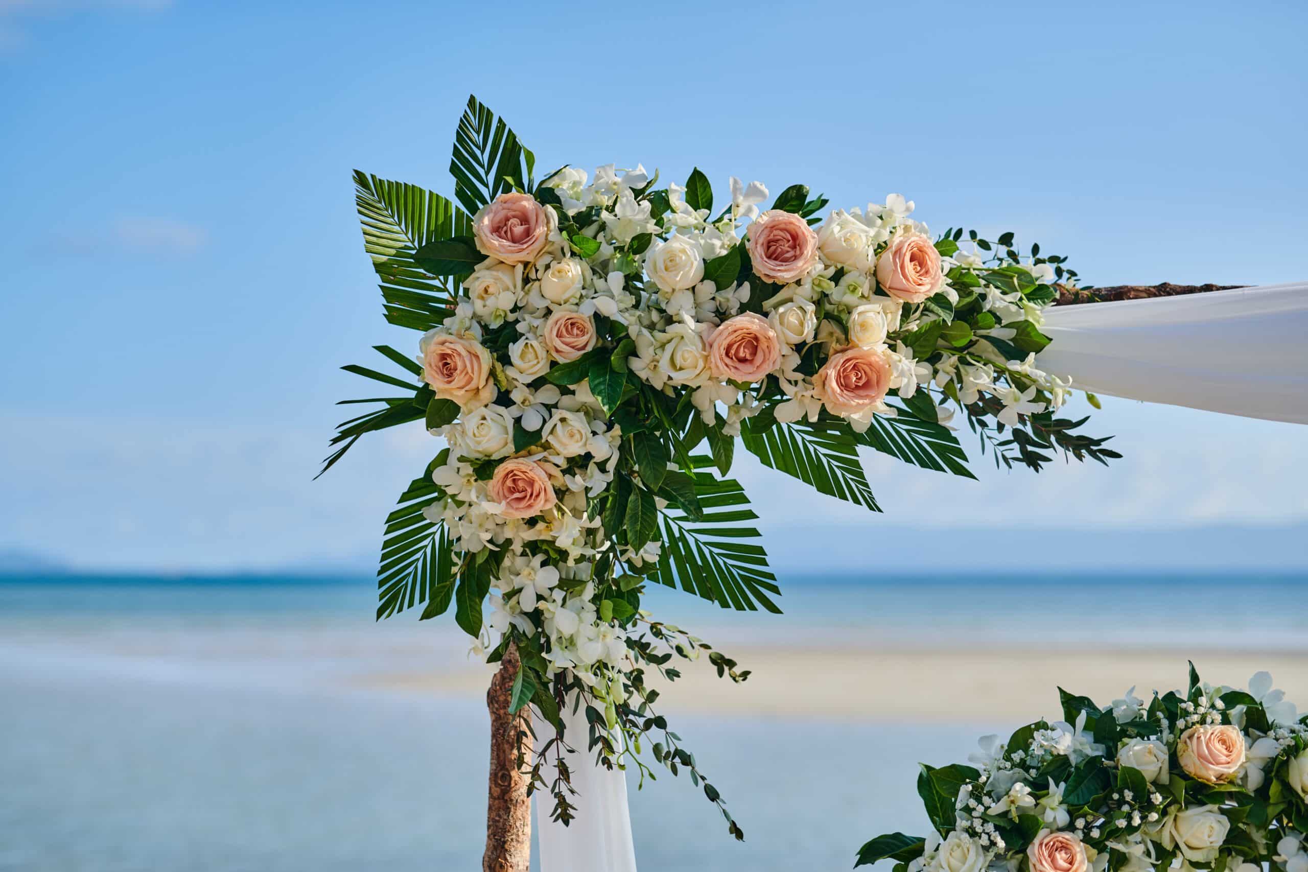 beach wedding decoration